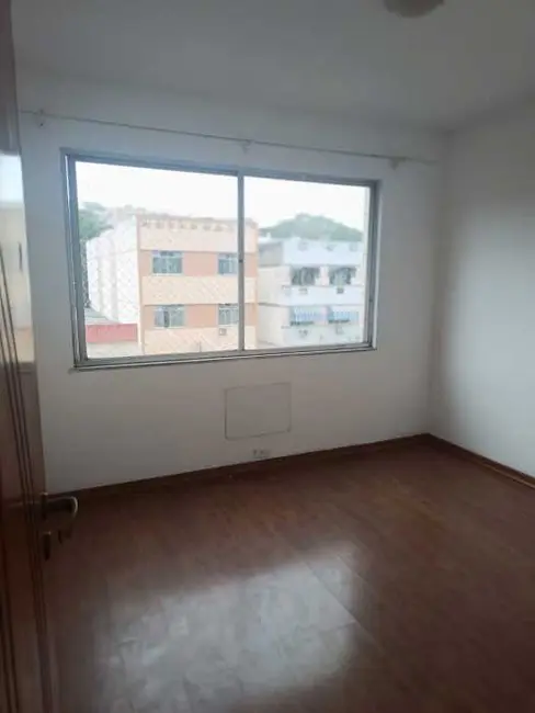 Apartamento com 3 quartos à venda e para alugar, 120m2 em Rio De Janeiro - RJ - imagem 8 Foto 8 de Apartamento com 3 quartos à venda e para alugar, 120m2 em Rio De Janeiro - RJ