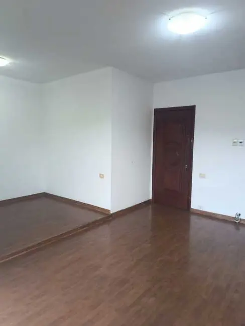 Apartamento com 3 quartos à venda e para alugar, 120m2 em Rio De Janeiro - RJ - imagem 3 Foto 3 de Apartamento com 3 quartos à venda e para alugar, 120m2 em Rio De Janeiro - RJ