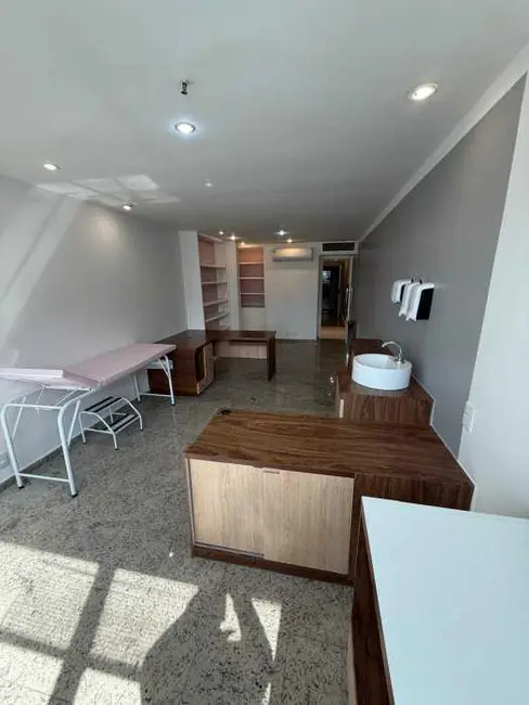 Foto 2 de Sala Comercial para alugar, 50m2 em Rio De Janeiro - RJ