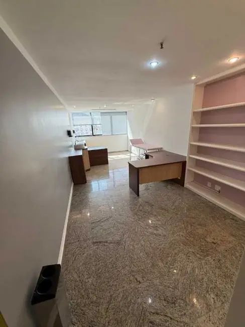 Foto 1 de Sala Comercial para alugar, 50m2 em Rio De Janeiro - RJ