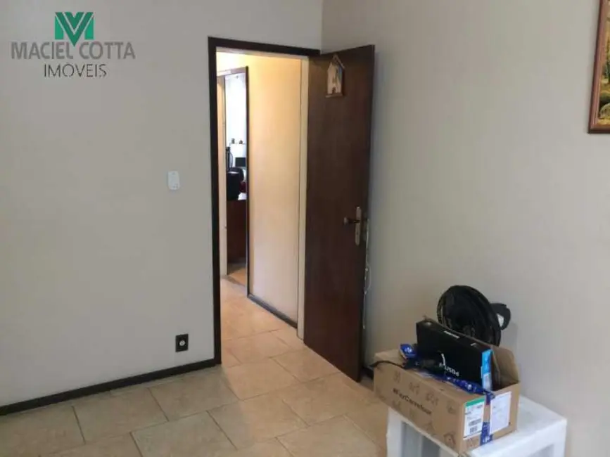 Foto 7 de Apartamento com 2 quartos à venda, 80m2 em Rio De Janeiro - RJ