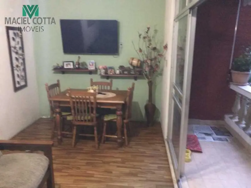 Foto 3 de Apartamento com 2 quartos à venda, 70m2 em Rio De Janeiro - RJ