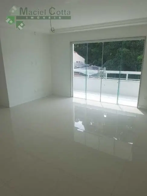 Foto 2 de Apartamento com 3 quartos à venda, 130m2 em Rio De Janeiro - RJ
