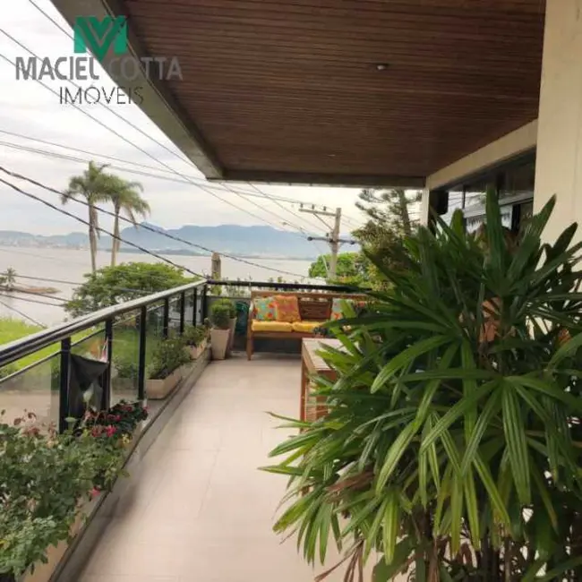 Foto 1 de Apartamento com 4 quartos à venda, 216m2 em Rio De Janeiro - RJ