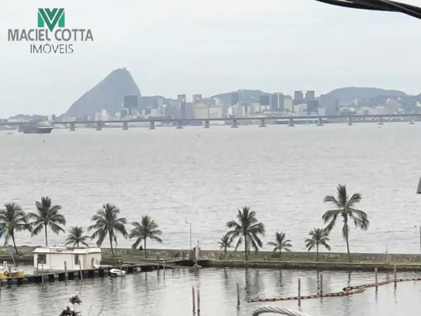 Foto 3 de Apartamento com 4 quartos à venda, 216m2 em Rio De Janeiro - RJ