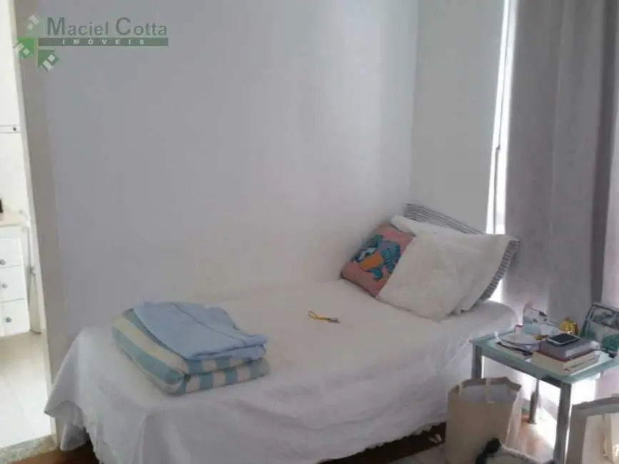 Foto 6 de Apartamento com 4 quartos à venda, 140m2 em Rio De Janeiro - RJ