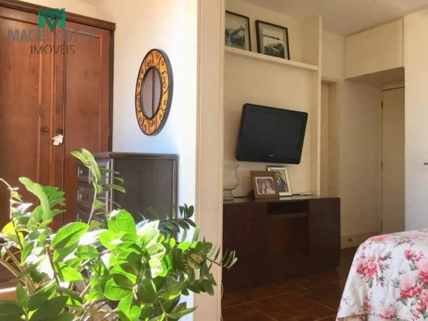 Foto 9 de Apartamento com 4 quartos à venda, 200m2 em Rio De Janeiro - RJ