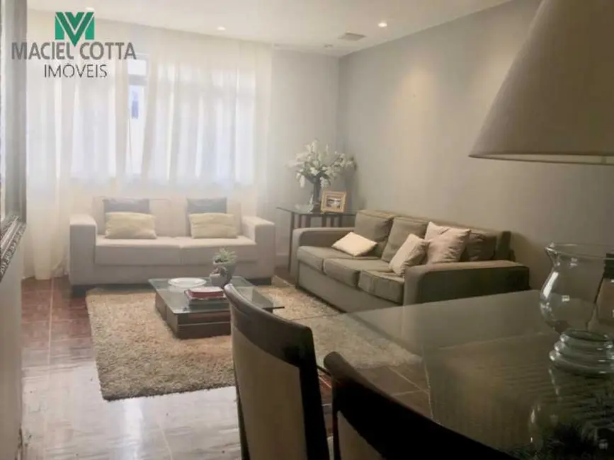 Foto 2 de Apartamento com 4 quartos à venda, 200m2 em Rio De Janeiro - RJ