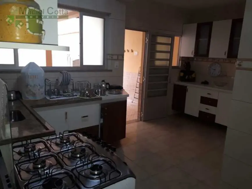 Casa com 2 quartos à venda, 200m2 em Rio De Janeiro - RJ - imagem 9 Foto 9 de Casa com 2 quartos à venda, 200m2 em Rio De Janeiro - RJ