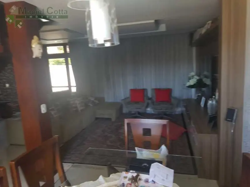 Casa com 3 quartos à venda, 500m2 em Rio De Janeiro - RJ - imagem 3 Foto 3 de Casa com 3 quartos à venda, 500m2 em Rio De Janeiro - RJ
