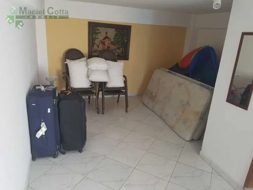 Casa com 3 quartos à venda, 500m2 em Rio De Janeiro - RJ - imagem 8 Foto 8 de Casa com 3 quartos à venda, 500m2 em Rio De Janeiro - RJ