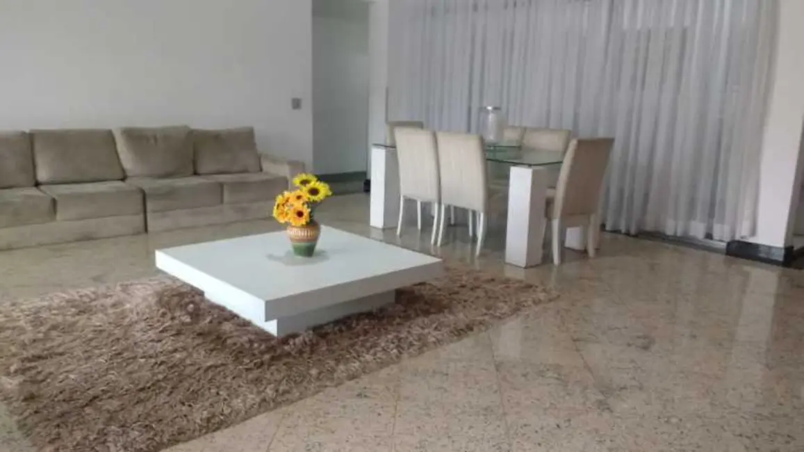 Casa com 4 quartos à venda em Rio De Janeiro - RJ - imagem 1 Foto 1 de Casa com 4 quartos à venda em Rio De Janeiro - RJ