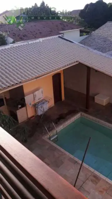 Foto 3 de Casa com 4 quartos à venda, 360m2 em Rio De Janeiro - RJ