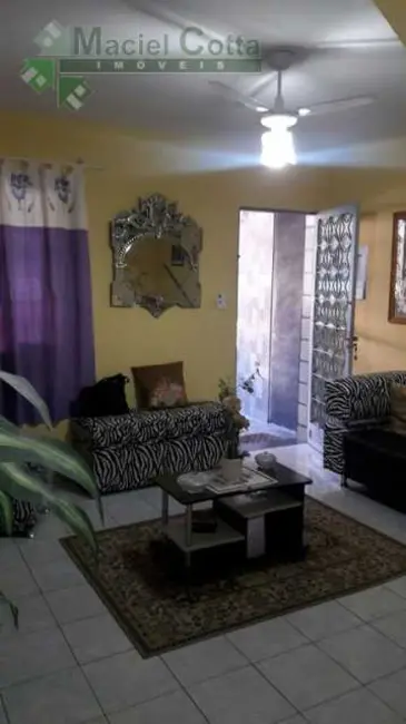 Foto 2 de Casa com 4 quartos à venda, 140m2 em Rio De Janeiro - RJ
