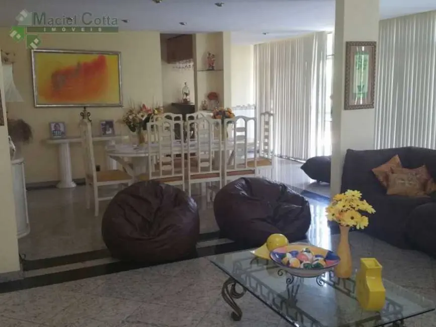 Foto 1 de Casa com 5 quartos à venda, 986m2 em Rio De Janeiro - RJ