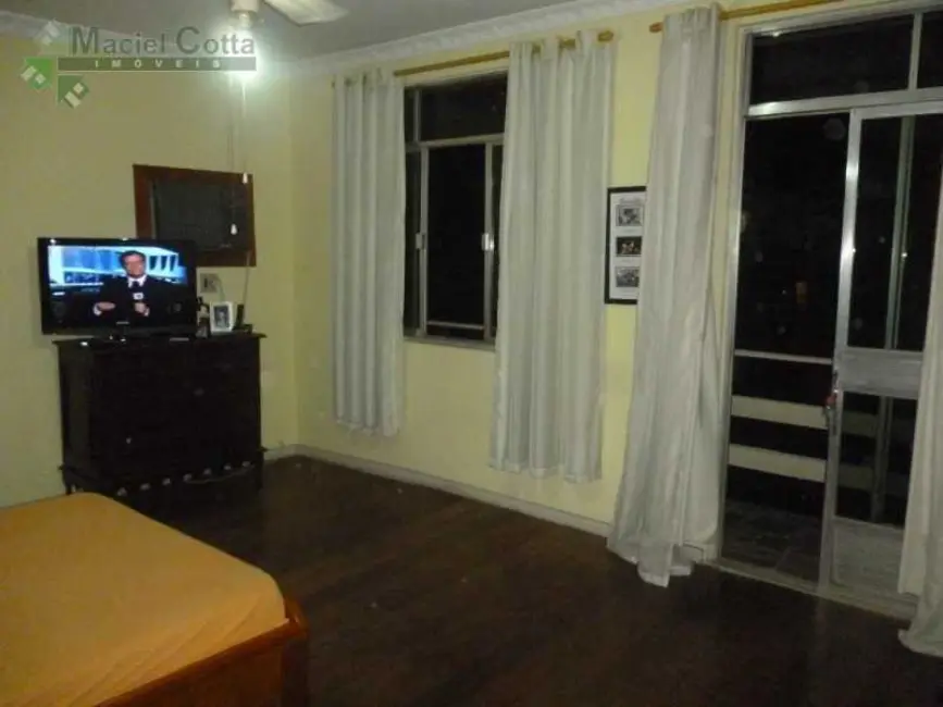 Casa com 5 quartos à venda, 160m2 em Rio De Janeiro - RJ - imagem 8 Foto 8 de Casa com 5 quartos à venda, 160m2 em Rio De Janeiro - RJ