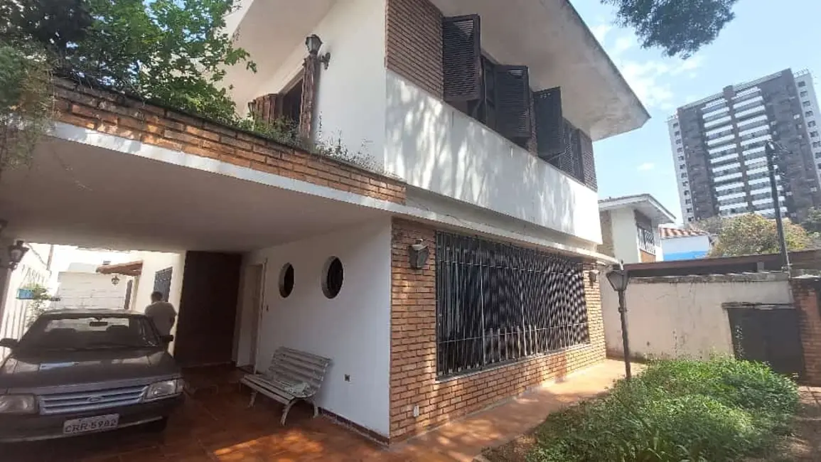 Foto 1 de Casa com 4 quartos à venda, 400m2 em Água Branca, São Paulo - SP