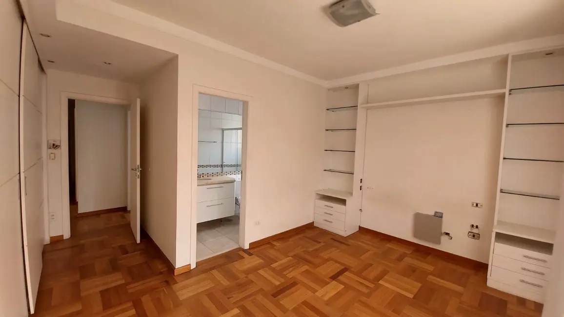 Casa com 3 quartos à venda, 274m2 em Vila Romana, São Paulo - SP - imagem 9 Foto 9 de Casa com 3 quartos à venda, 274m2 em Vila Romana, São Paulo - SP