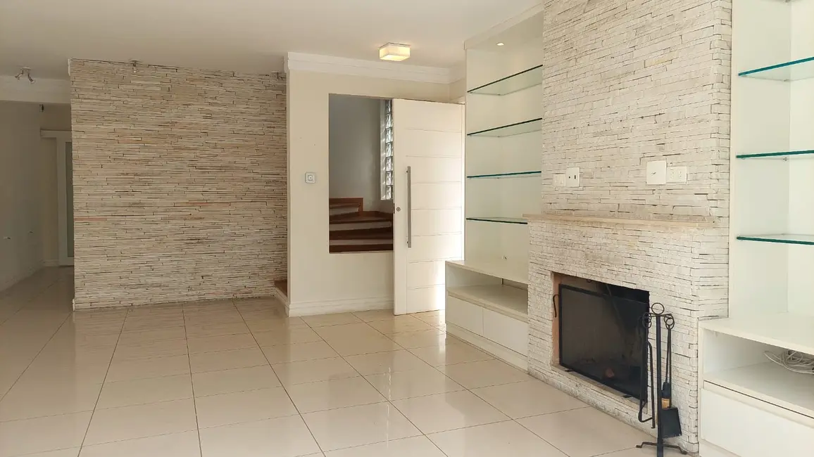 Casa com 3 quartos à venda, 274m2 em Vila Romana, São Paulo - SP - imagem 3 Foto 3 de Casa com 3 quartos à venda, 274m2 em Vila Romana, São Paulo - SP