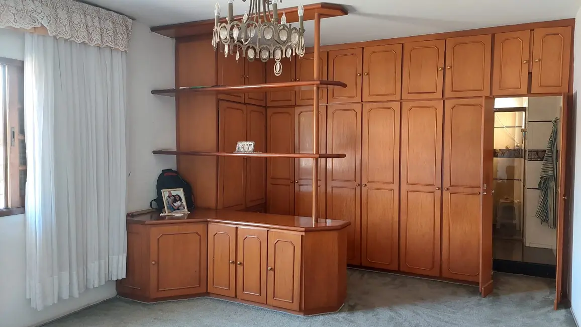 Casa com 6 quartos à venda, 620m2 em Vila Cordeiro, São Paulo - SP - imagem 8 Foto 8 de Casa com 6 quartos à venda, 620m2 em Vila Cordeiro, São Paulo - SP