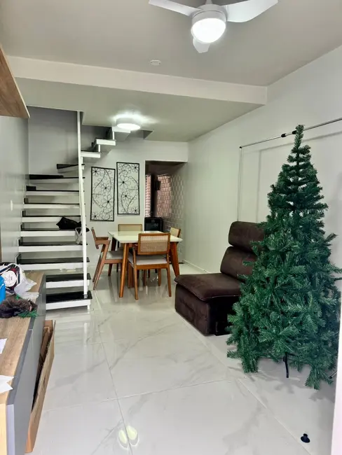 Foto 2 de Casa de Condomínio com 2 quartos à venda, 68m2 em Quarta Parada, São Paulo - SP