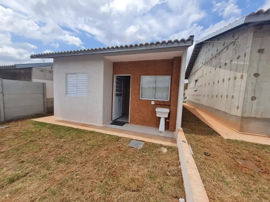 Foto 2 de Casa de Condomínio com 2 quartos à venda, 120m2 em Caetetuba, Atibaia - SP