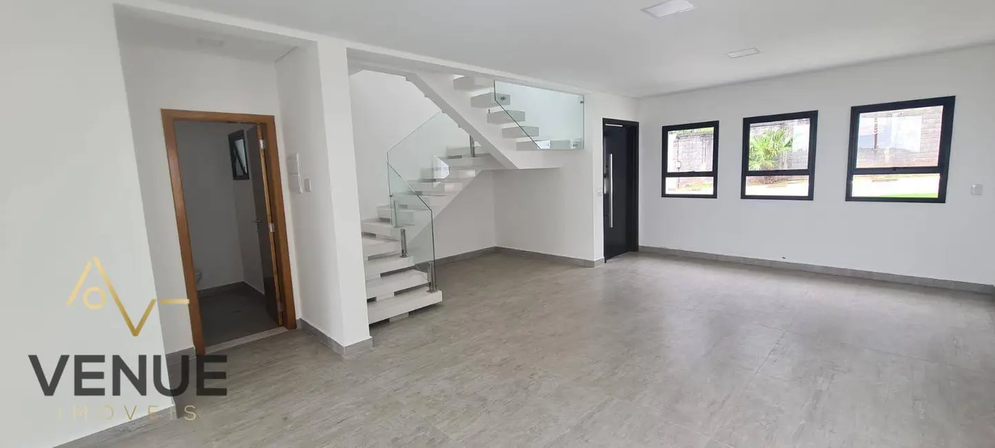 Foto 5 de Casa de Condomínio com 3 quartos à venda, 450m2 em Jardim Imperial Hills III, Aruja - SP