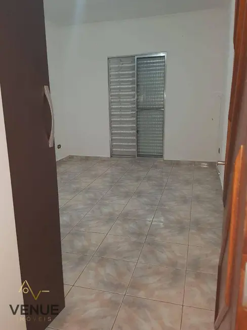 Casa com 3 quartos à venda, 300m2 em Vila Urupês, Suzano - SP - imagem 6 Foto 6 de Casa com 3 quartos à venda, 300m2 em Vila Urupês, Suzano - SP