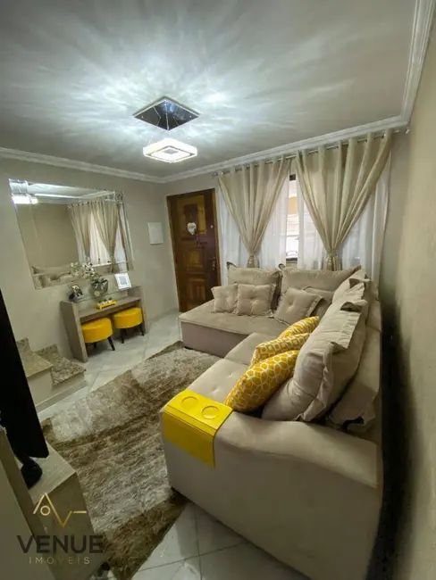 Foto 2 de Sobrado com 2 quartos à venda, 120m2 em Jardim Rodolfo Pirani, São Paulo - SP