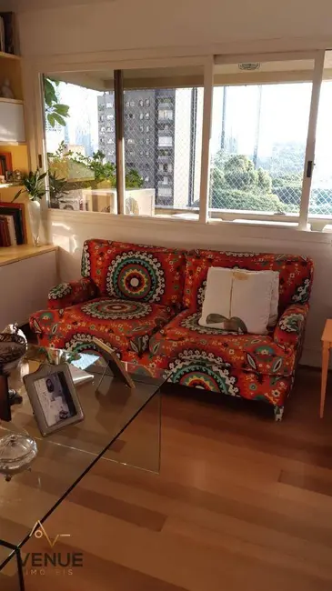 Foto 9 de Apartamento com 3 quartos à venda, 236m2 em Vila Nova Conceição, São Paulo - SP