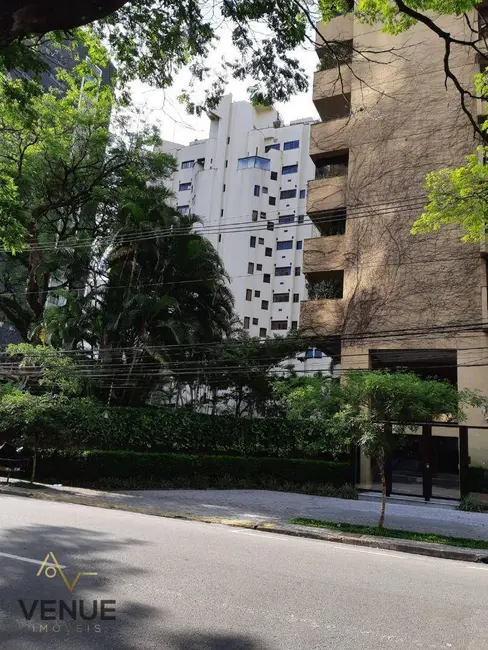 Foto 4 de Apartamento com 3 quartos à venda, 236m2 em Vila Nova Conceição, São Paulo - SP