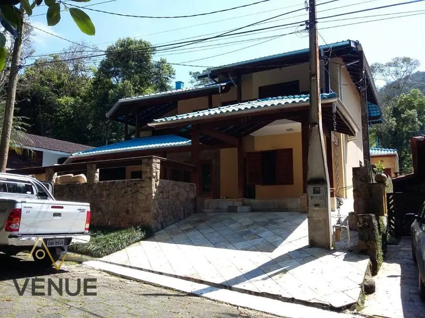 Foto 1 de Sobrado com 6 quartos à venda, 550m2 em Park Imperial, Caraguatatuba - SP