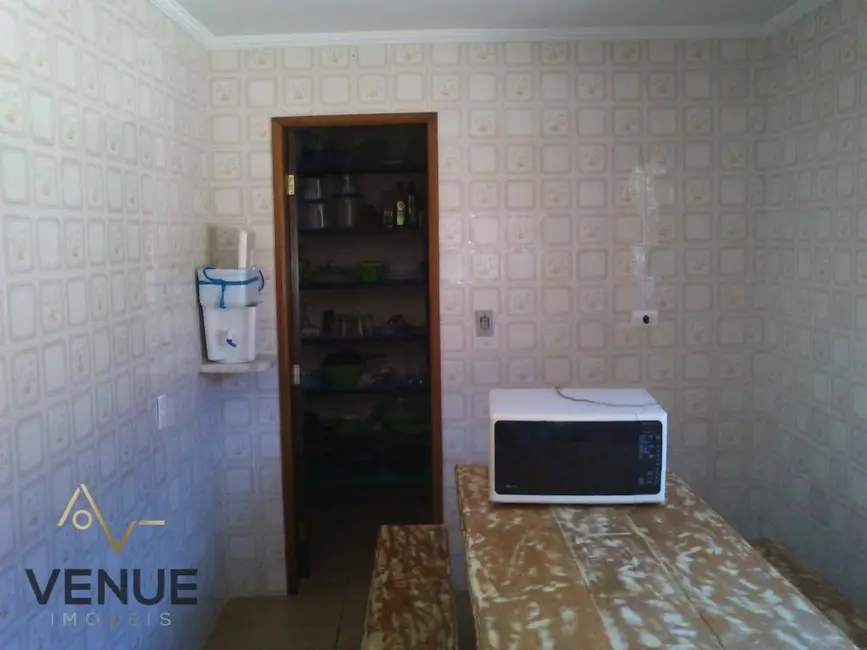 Casa com 4 quartos à venda, 360m2 em Martim de Sá, Caraguatatuba - SP - imagem 5 Foto 5 de Casa com 4 quartos à venda, 360m2 em Martim de Sá, Caraguatatuba - SP