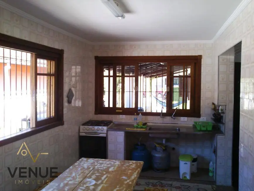 Casa com 4 quartos à venda, 360m2 em Martim de Sá, Caraguatatuba - SP - imagem 9 Foto 9 de Casa com 4 quartos à venda, 360m2 em Martim de Sá, Caraguatatuba - SP