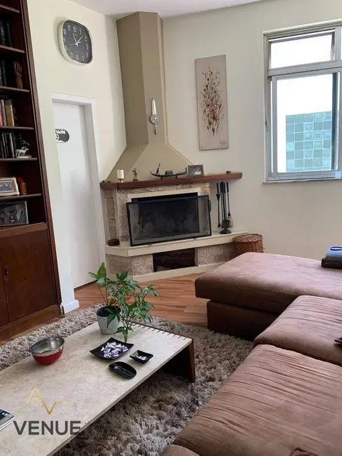 Sobrado com 3 quartos à venda, 360m2 em Sumaré, São Paulo - SP - imagem 7 Foto 7 de Sobrado com 3 quartos à venda, 360m2 em Sumaré, São Paulo - SP