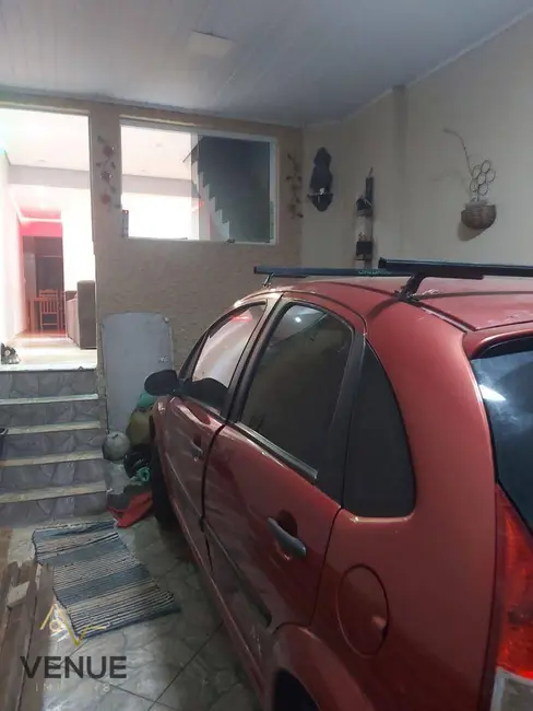 Casa com 3 quartos à venda, 100m2 em Conjunto Residencial Prestes Maia, São Paulo - SP - imagem 4 Foto 4 de Casa com 3 quartos à venda, 100m2 em Conjunto Residencial Prestes Maia, São Paulo - SP