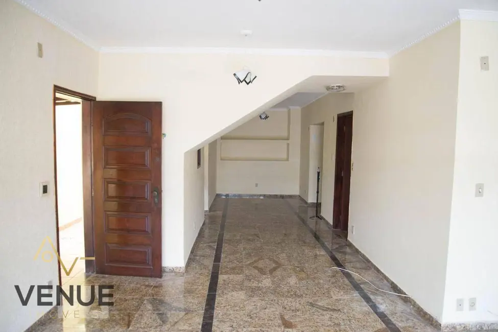 Sobrado com 4 quartos à venda, 252m2 em Vila Picinin, São Paulo - SP - imagem 4 Foto 4 de Sobrado com 4 quartos à venda, 252m2 em Vila Picinin, São Paulo - SP