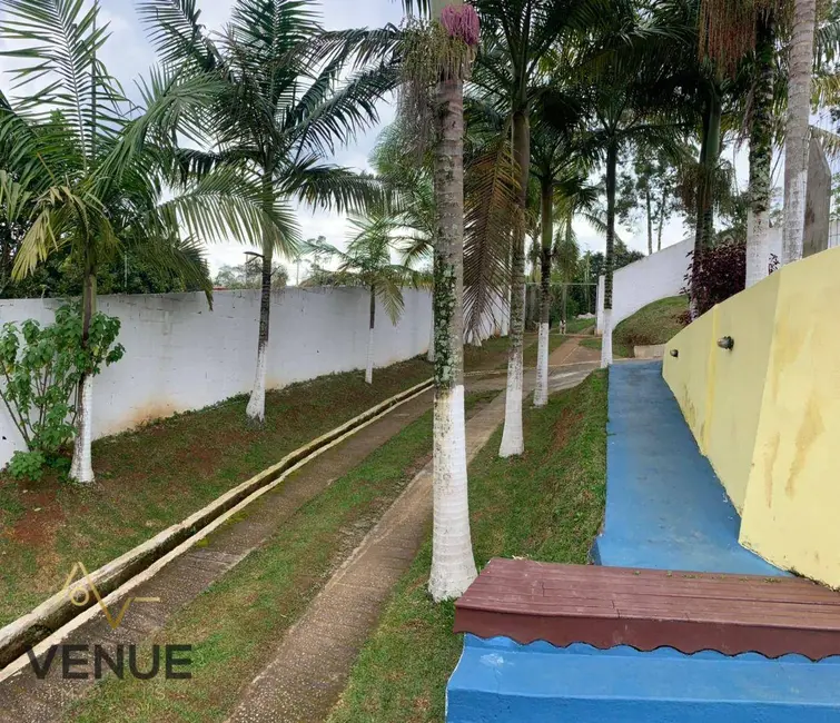 Foto 3 de Chácara com 5 quartos à venda, 1492m2 em Clube dos Oficiais, Suzano - SP