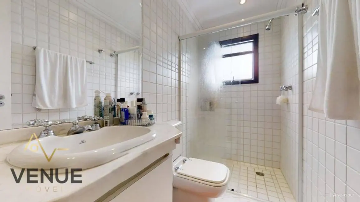 Foto 3 de Apartamento com 3 quartos à venda, 212m2 em Vila Suzana, São Paulo - SP