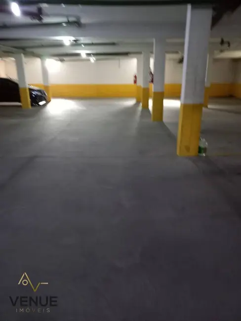 Sobrado com 3 quartos à venda, 198m2 em Vila Matilde, São Paulo - SP - imagem 6 Foto 6 de Sobrado com 3 quartos à venda, 198m2 em Vila Matilde, São Paulo - SP