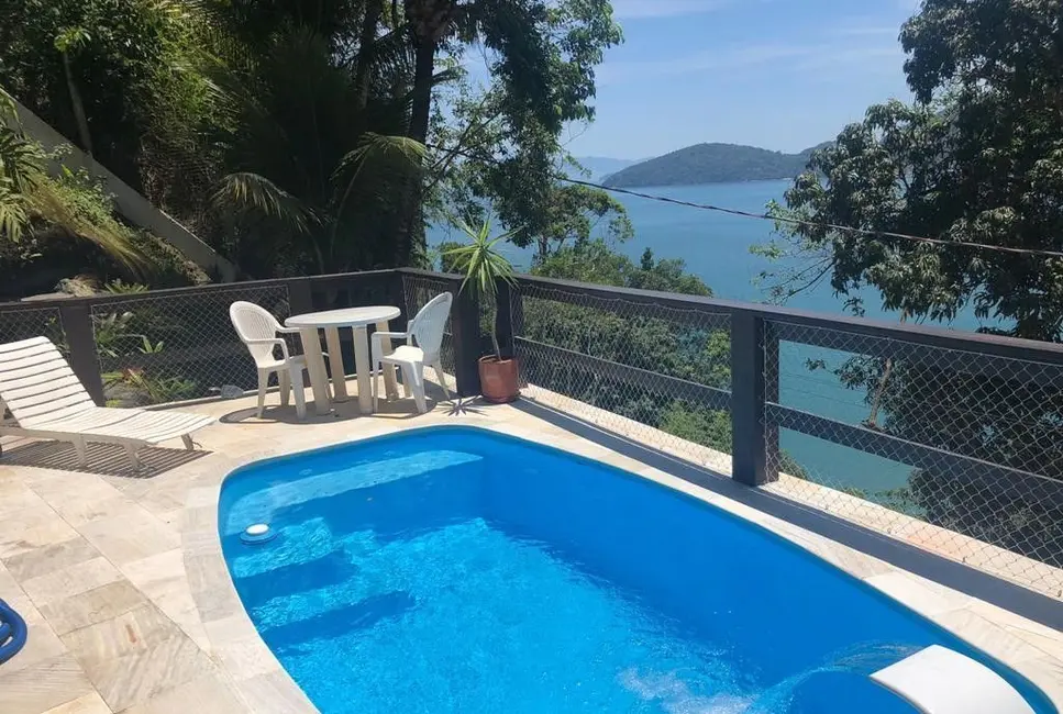 Foto 4 de Sobrado com 4 quartos à venda, 2400m2 em Ubatuba - SP
