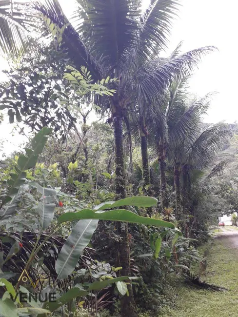 Foto 1 de Terreno / Lote à venda, 1107m2 em Caraguatatuba - SP