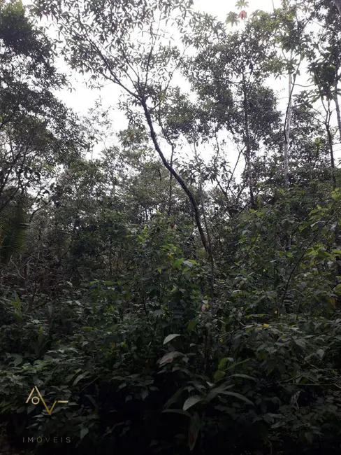 Foto 2 de Terreno / Lote à venda, 1107m2 em Caraguatatuba - SP