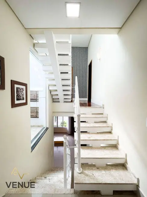 Foto 7 de Casa de Condomínio com 5 quartos à venda, 280m2 em Parque Residencial Itapeti, Mogi Das Cruzes - SP