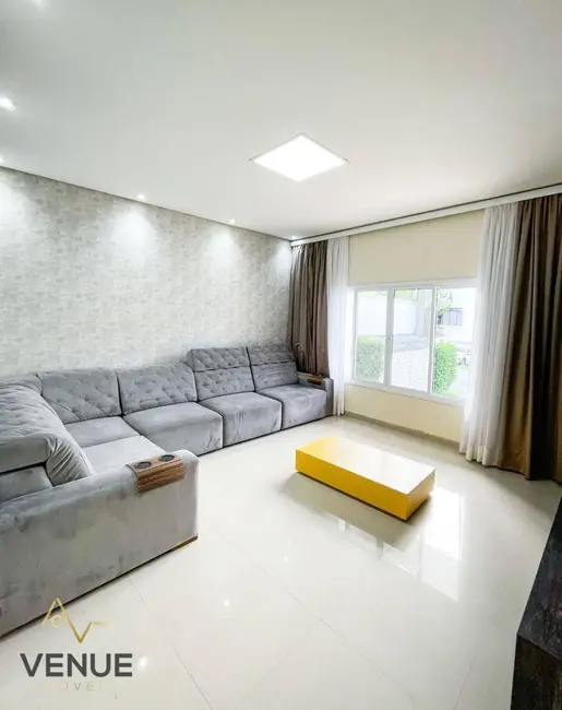 Foto 4 de Casa de Condomínio com 5 quartos à venda, 280m2 em Parque Residencial Itapeti, Mogi Das Cruzes - SP