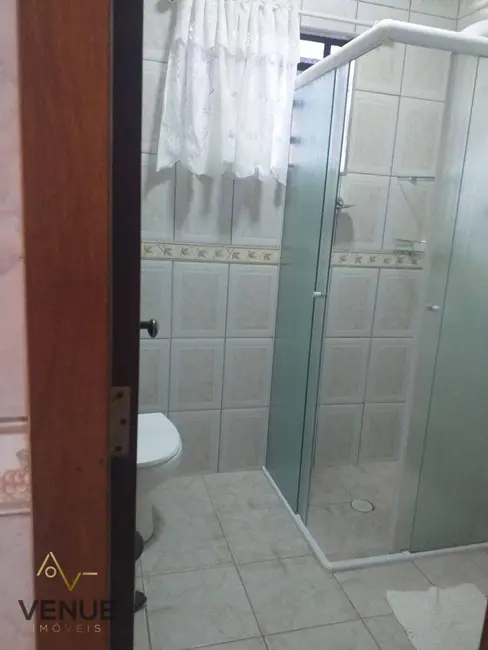 Foto 9 de Casa com 2 quartos à venda, 90m2 em Jardim Aeroporto III, Mogi Das Cruzes - SP