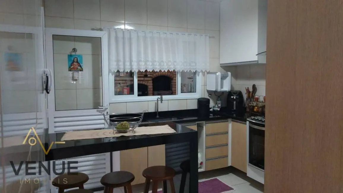 Foto 4 de Sobrado com 3 quartos à venda, 140m2 em Vila Suissa, Mogi Das Cruzes - SP