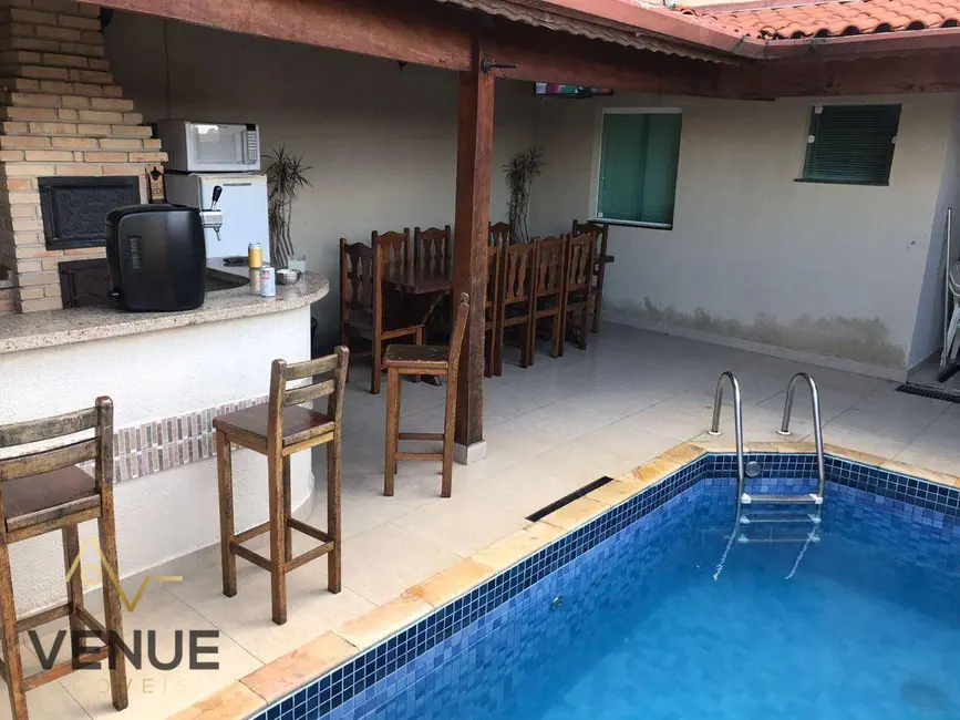 Foto 3 de Sobrado com 3 quartos à venda, 250m2 em Vila Irmãos Arnoni, São Paulo - SP