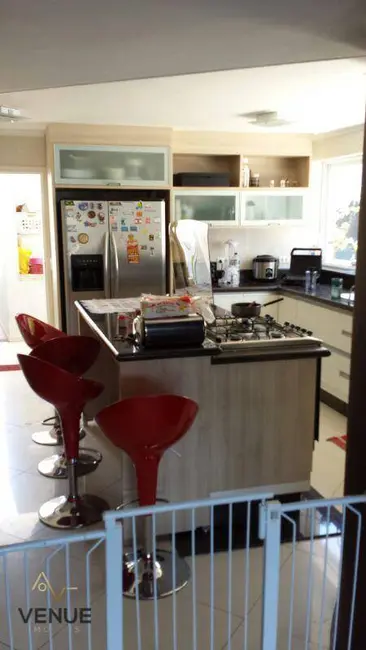 Sobrado com 5 quartos à venda, 326m2 em Tucuruvi, São Paulo - SP - imagem 8 Foto 8 de Sobrado com 5 quartos à venda, 326m2 em Tucuruvi, São Paulo - SP