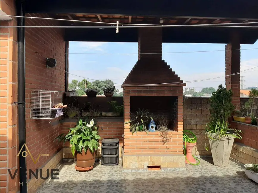 Sobrado com 5 quartos à venda, 275m2 em Parque Novo Mundo, São Paulo - SP - imagem 3 Foto 3 de Sobrado com 5 quartos à venda, 275m2 em Parque Novo Mundo, São Paulo - SP